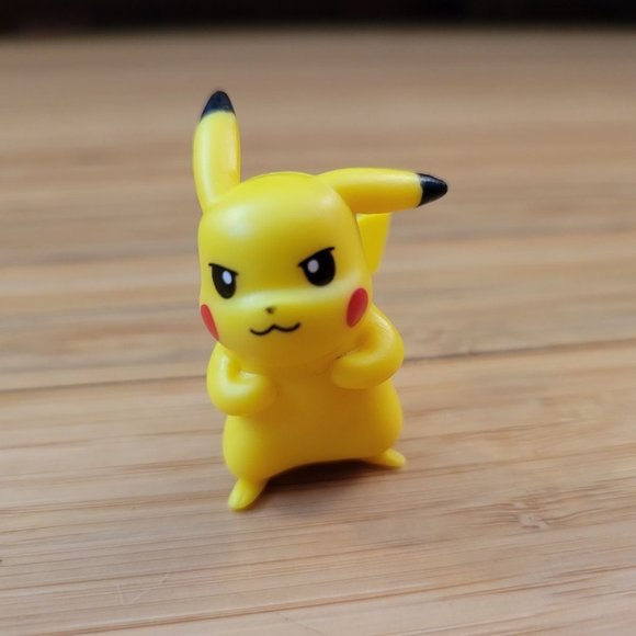 Pokemon Pikachu figurine